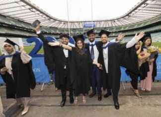 Ealing Graduates Celebrate Graduation at Rugby Home news-27072024-193945