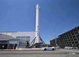 SpaceX Receives Approval to Launch Falcon 9 Rocket Following Uncommon Setback news-28072024-013308
