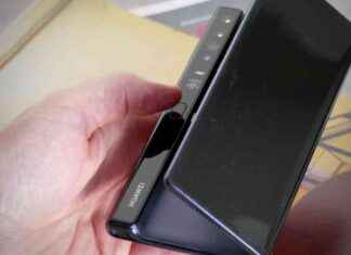 Revolutionary Folding Phone to Challenge iPhone 16 in 2022 news-28072024-024550