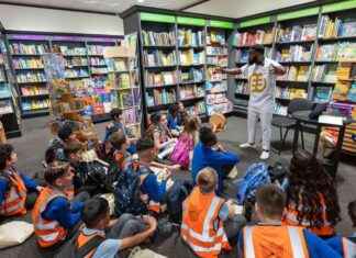 Ealing Children Delight in Reading Event Amid Concerning Survey news-28072024-075838