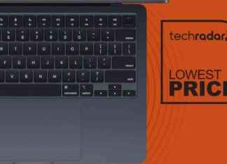 Apple MacBook Pro with M3 Pro Chips – Lowest Price Ever Offered news-28072024-115850