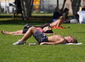 UK Weather Forecast: Heatwave Expected with Hottest Day of the Year Predicted by Met Office news-28072024-120042