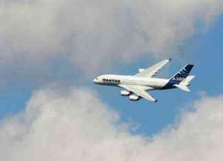 Airbus Reports Sharp Decline in Earnings Due to £833m Charge in Space Unit news-30072024-123604