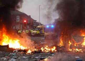 Weekend of Far-Right Violence: 35 Protests Planned Across Nation news-02082024-094919