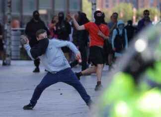 Southport Protest: Ministers Meeting Amid Police-Protester Clash news-03082024-095630