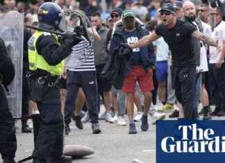 Reevaluating the Online Safety Act Post Far-Right Riots: Sadiq Khan’s Perspective news-08082024-225412