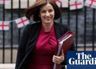 Addressing Inequality in the English School System: Education Secretary’s Warning news-13082024-050858