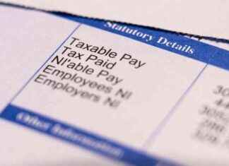 Wage Growth Slows to Two-Year Low Amid Falling Unemployment news-13082024-111513