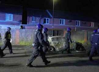 Consideration of Enhanced Charges for Key Rioters: Judge’s Urgent Recommendation news-14082024-185623