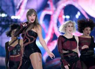 Taylor Swift Fans Compete for Top Spots in Queue for Sold Out Wembley Shows news-15082024-231408