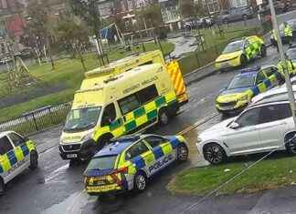 Body of Woman Found Inside Abandoned Ambulance Near Children’s Play Area news-15082024-232001