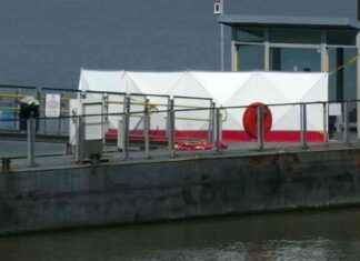 Body Found in River Thames Near Pier: Investigation Underway news-16082024-232648