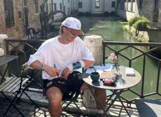 Tom Curran: Last Meal Choices of England Fast Bowler news-16082024-232741