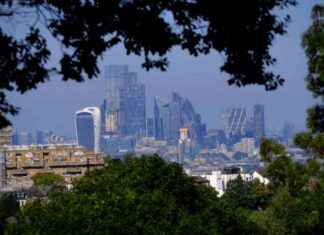 Fire at Somerset House in The Strand – CityAM Updates news-17082024-173249