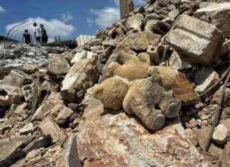 Anger in Lebanon after Israeli strike: Innocent people killed, teddy bears and children’s shoes among rubble news-18082024-103430
