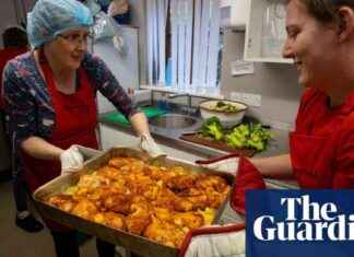 Rising Concern: 500,000 Children at Risk of Holiday Hunger Without £1bn Crisis Fund news-20082024-224321