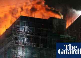 London Fire: Massive Response to Dagenham Flat Fire by Hundreds of Firefighters news-26082024-114934