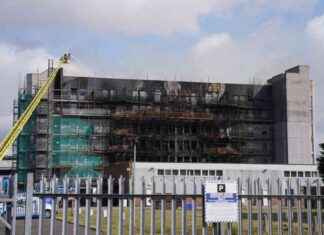 Rayner Urged to Address Unsafe Buildings After Dagenham Fire Tragedy news-28082024-000520