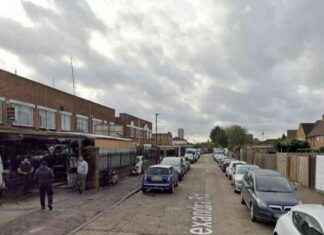 Mysterious Disappearance: 8 Gunshots Fired on Quiet Residential Street news-28082024-120128