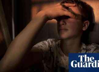 UK 15-Year-Olds Rank Lowest in European Happiness Survey news-29082024-121609