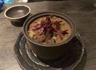 Exploring Nepal: A Culinary Adventure at a Tiny Restaurant news-31082024-002200