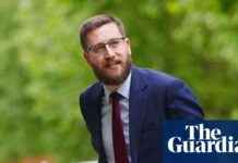 Simon Case, UK’s Top Civil Servant, Resigns Due to Health Reasons news-01102024-020305