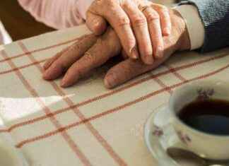 Assisted Dying: Reader Debate on Dignified End or Slippery Slope news-10092024-214306