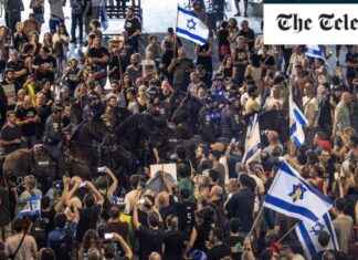 Remembering David Knowles: The Legacy of Battle Lines news-13092024-113918