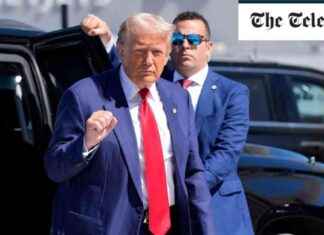 Second Attempted Assassination on Donald Trump While Golfing news-16092024-074505