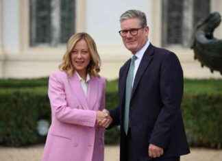 Starmer expresses interest in Italy’s offshore asylum plan: Meloni news-16092024-200244