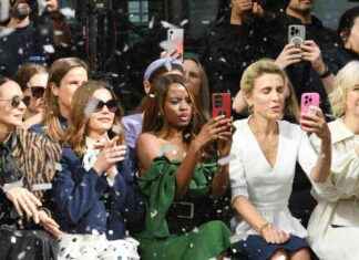 Starmer facing ethics scrutiny over donor-funded clothing for wife news-16092024-200307