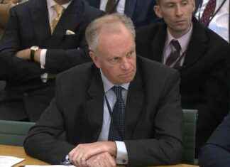 Nick Read to Resign as Post Office Chief Executive news-18092024-125622