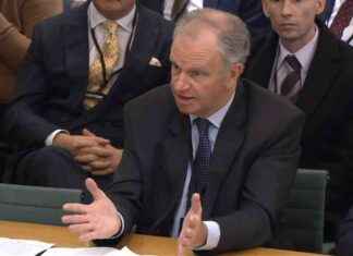 Nick Read to Step Down as Post Office Chief Executive in 2023 news-18092024-125844