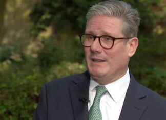 Keir Starmer Stops Accepting Clothing Donations Amid Freebies Controversy news-21092024-115618