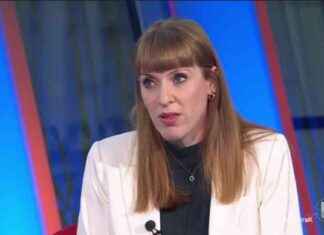 Public Reaction to Labour Donations Row – Rayner’s Awkward TV Moment news-22092024-132631