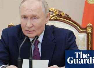 Vladimir Putin Warns West of Potential Nuclear Weapon Use news-26092024-005718
