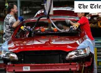 Ford and GM Shares Plummet Over £3.5bn Due to Growing Chinese Competition news-26092024-050845