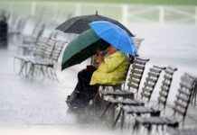 London Commuter Belt Braces for Tornado Warning Amid Railway Flooding news-27092024-084643