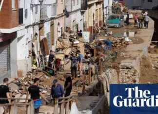 Spain Floods: Death Toll Exceeds 150, Country Commences Three Days of Mourning news-01112024-002748