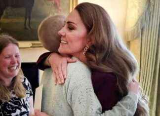 Kate Middleton Shows Support to Teen with Cancer During Royal Engagement – Live Coverage news-03102024-010102