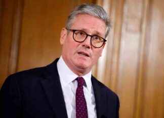 Starmer Urges Immediate Ceasefire on 7th October Anniversary news-07102024-040024