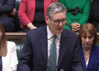 Starmer Advocates Two-State Solution in Middle East Conflict news-07102024-220525