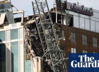 Assessing Hurricane Milton Destruction in Florida: 3 Million Without Power news-10102024-165326