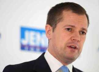 Jenrick Denies Mistakenly Reaching Tory Ballot: Live Updates news-10102024-165705