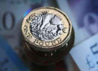 UK Economy Bounces Back with Growth in August news-11102024-111922