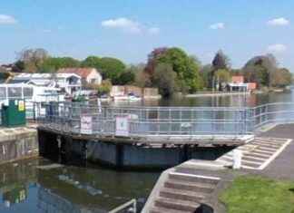 Search for Missing Person Launched After Boat Capsizes on River Thames news-11102024-172119