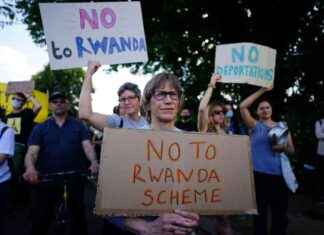 Trauma of Failed Deportations on Children at Gatwick Immigration Center news-11102024-232512