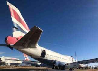 Woman Loses UK Employment Claim for Missing Leaving Card news-13102024-200504