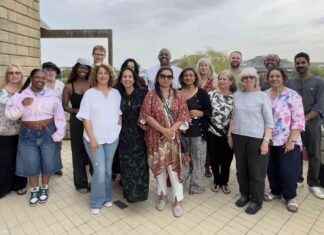 Stockley Showcase: Hillingdon Artists Unite in Stunning Exhibition news-19102024-042339