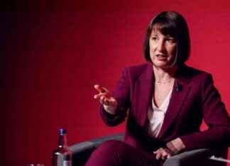 Rachel Reeves Plans to Increase Fuel Duty in 2022 Despite Calls for Freeze news-19102024-042621